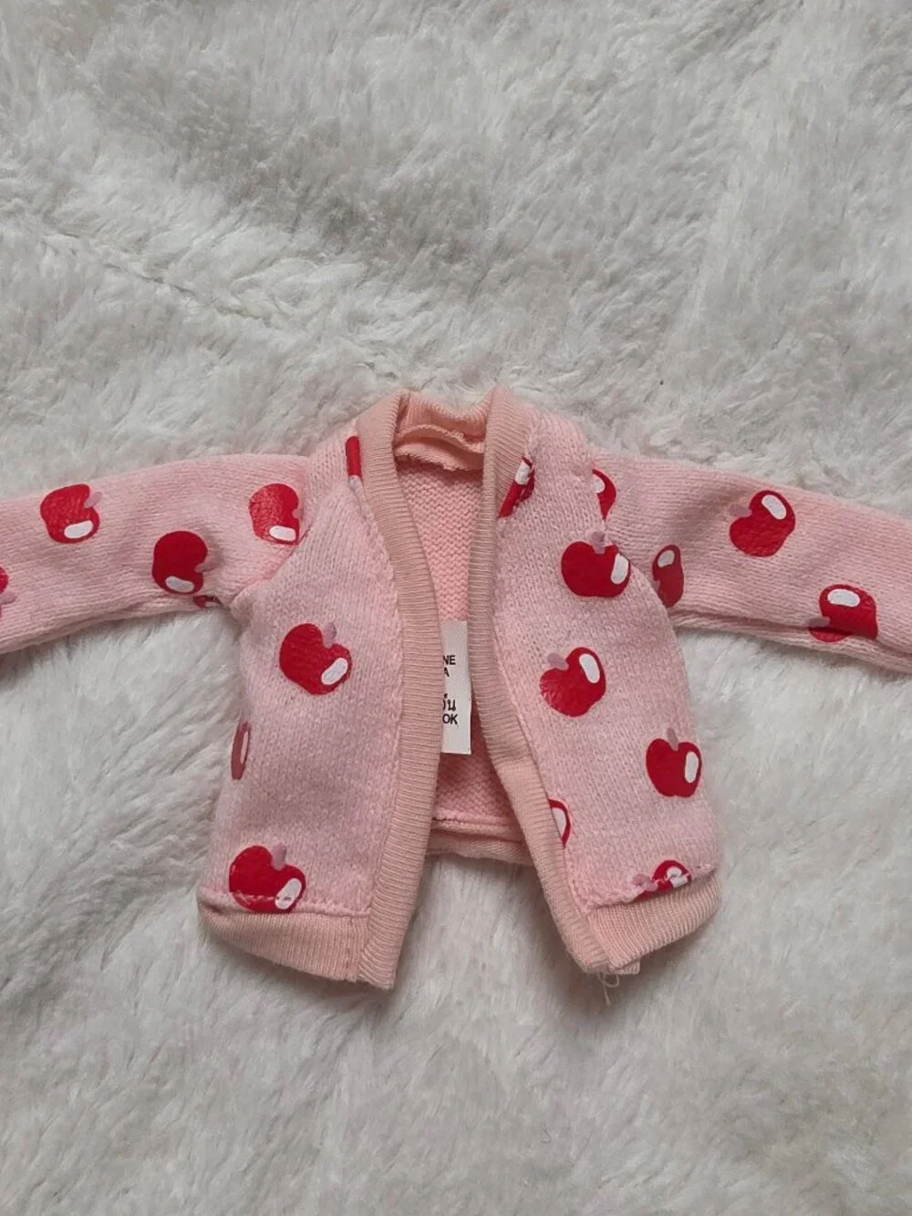 Disney ily 4EVER Snow White Pink Apple Cardigan Sweater Doll Clothes 11”